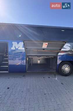 Туристический / Междугородний автобус Neoplan N 1218 2011 в 