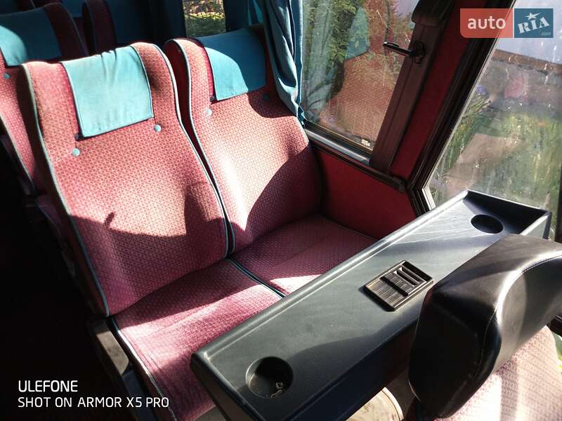 Туристический / Междугородний автобус Neoplan N 208 1994 в Пустомытах