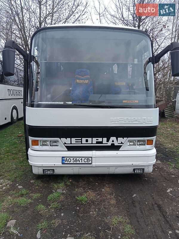 Туристический / Междугородний автобус Neoplan N 213 1989 в Тячеве