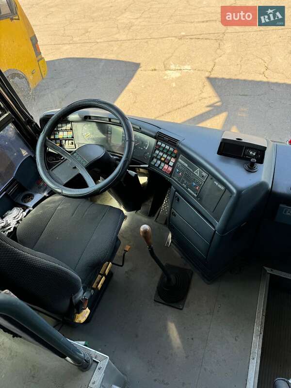 Туристический / Междугородний автобус Neoplan N 216 1998 в Покровске