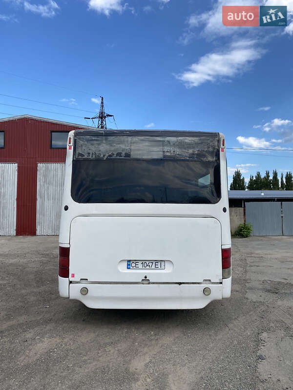 Міський автобус Neoplan N 4411 2000 в Чернівцях