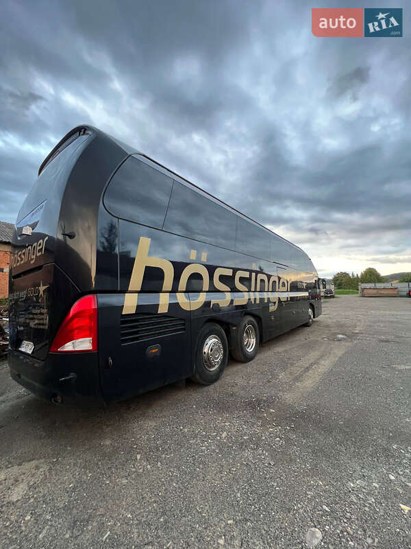 Туристический / Междугородний автобус Neoplan N 5217 2009 в Черновцах