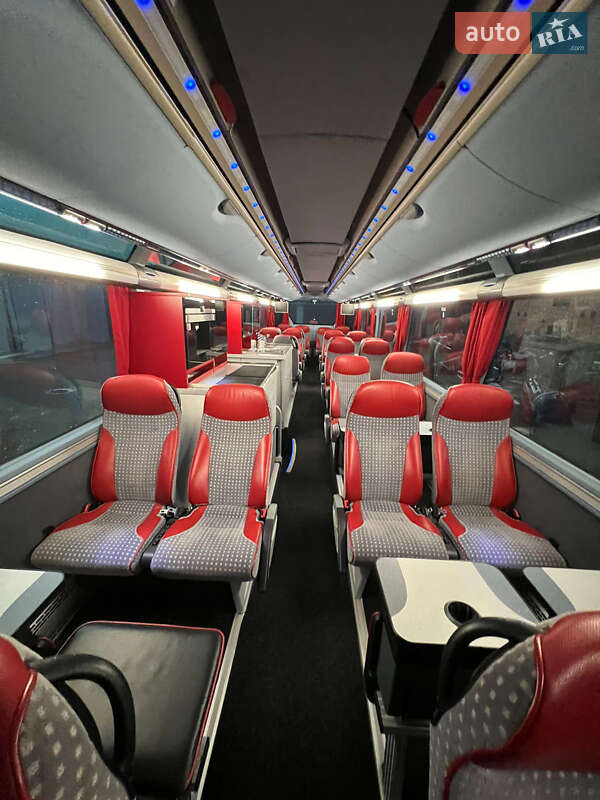 Туристический / Междугородний автобус Neoplan N 5217 2009 в Черновцах