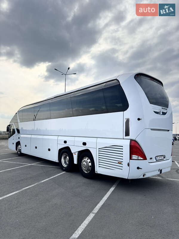 Туристичний / Міжміський автобус Neoplan N 5217 2011 в Чернівцях
