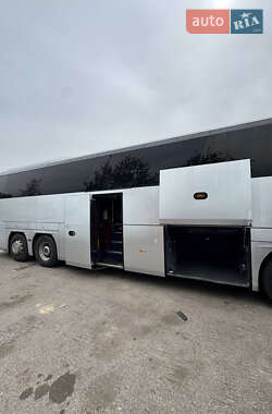 Туристичний / Міжміський автобус Neoplan Skyliner 2008 в 