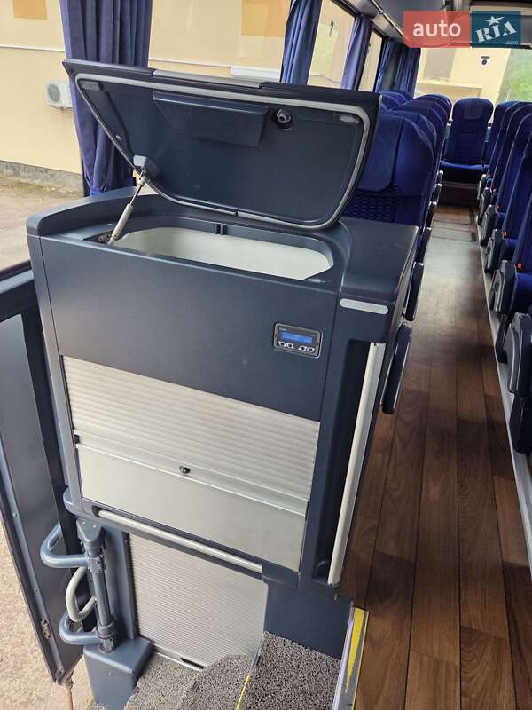 Туристический / Междугородний автобус Neoplan Tourliner 2012 в Киеве