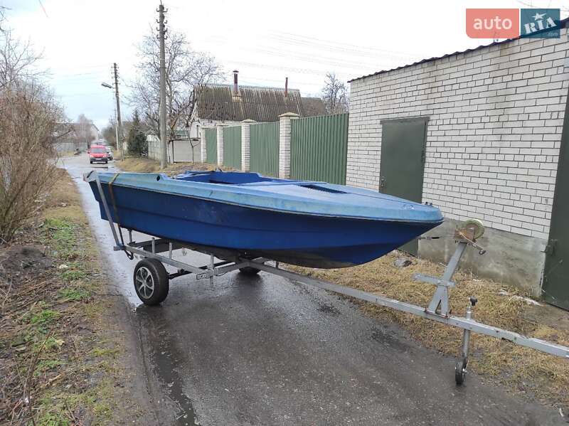 Лодка Нептун 3 1988 в Переяславе