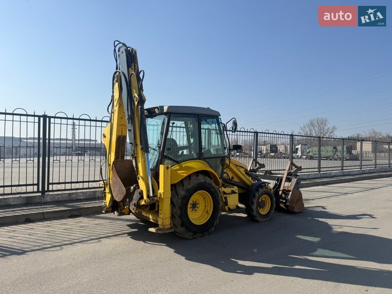New Holland B110-4PT 2007 New Holland B110-4PT 2007