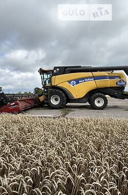 Комбайн зерноуборочный New Holland CX 8080 2009 в Кременчуге