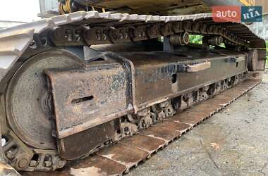 Гусеничный экскаватор New Holland LB 2008 в 