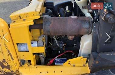 Міні-вантажник New Holland LB 2007 в 
