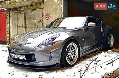 Купе Nissan 370Z 2014 в Києві