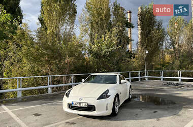 Купе Nissan 370Z 2016 в Києві