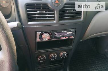 Седан Nissan Almera Classic 2008 в Барановке