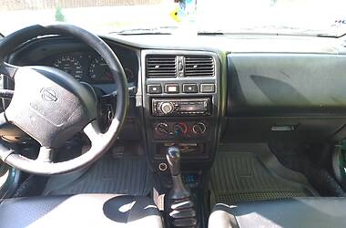 Хэтчбек Nissan Almera Classic 1996 в Могилев-Подольске