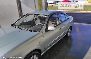 Седан Nissan Almera Classic 2008 в 