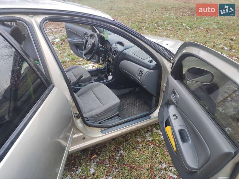 Седан Nissan Almera Classic 2007 в Городище