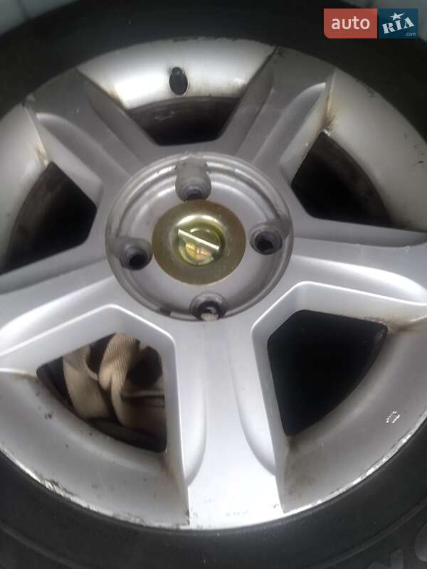 Седан Nissan Almera Classic 2006 в Киеве