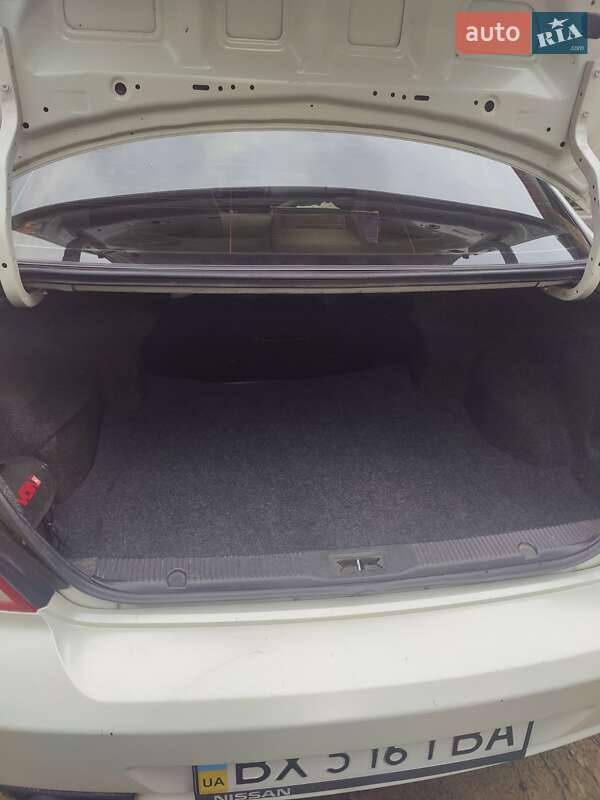 Седан Nissan Almera Classic 2008 в Одессе