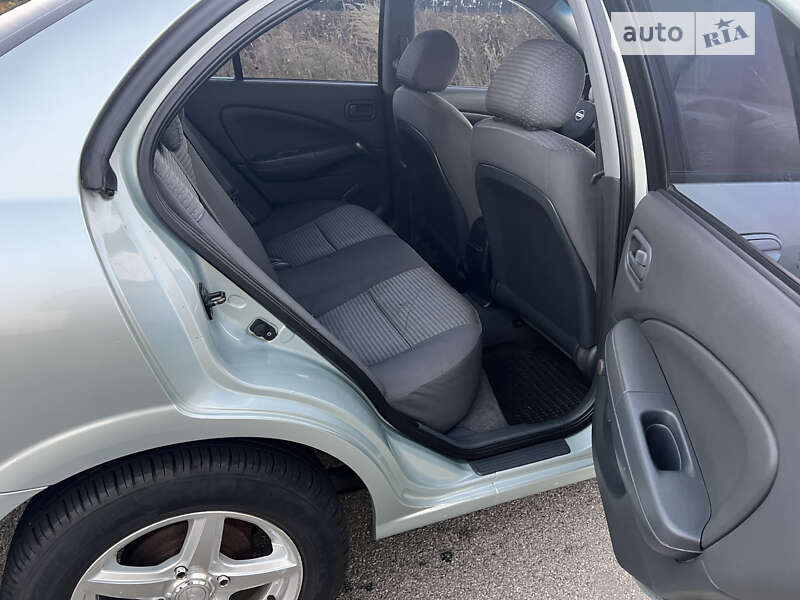 Седан Nissan Almera Classic 2007 в Мене