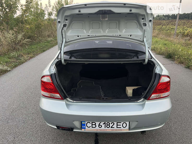 Седан Nissan Almera Classic 2007 в Мене