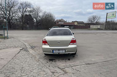 Седан Nissan Almera Classic 2008 в 