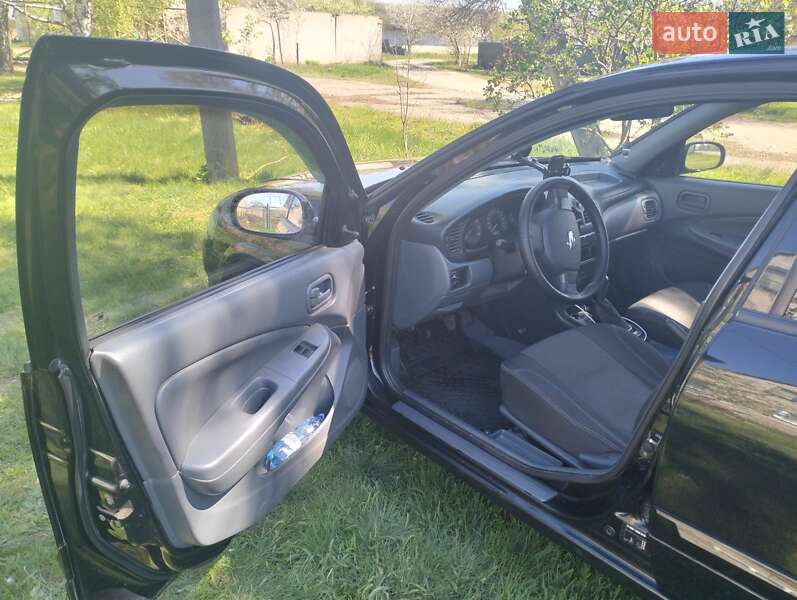 Седан Nissan Almera Classic 2007 в Полтаве