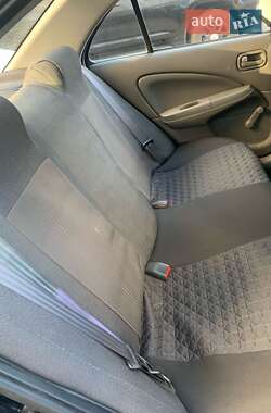 Седан Nissan Almera Classic 2011 в 