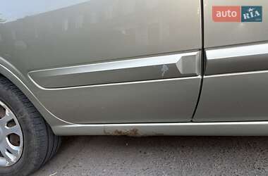 Седан Nissan Almera Classic 2007 в 