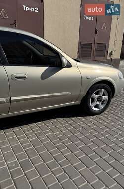 Седан Nissan Almera Classic 2007 в 