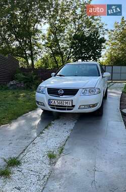 Седан Nissan Almera Classic 2012 в 