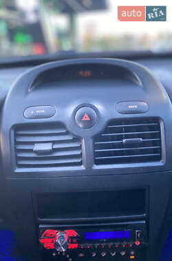 Седан Nissan Almera Classic 2006 в 