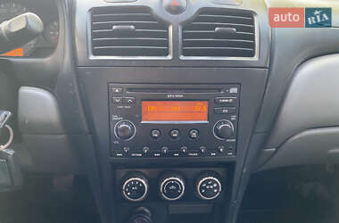 Седан Nissan Almera Classic 2011 в 