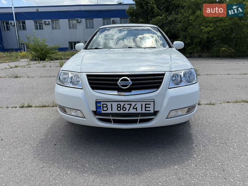 Седан Nissan Almera Classic 2012 в Кременчуге