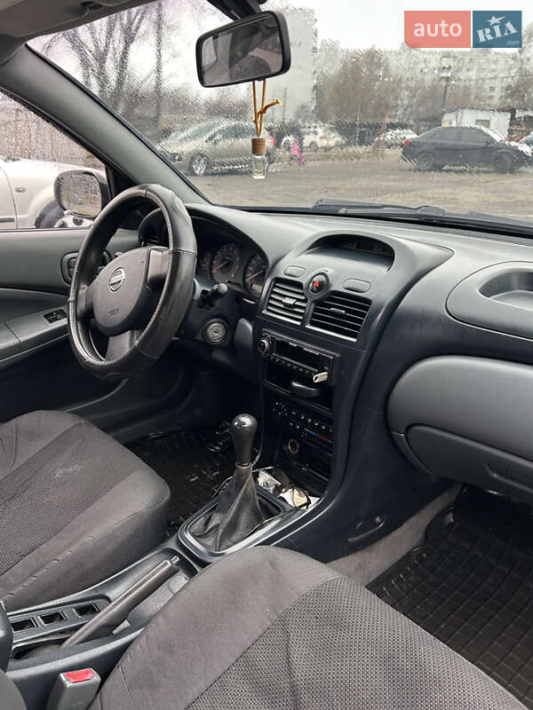 Седан Nissan Almera Classic 2007 в Запорожье
