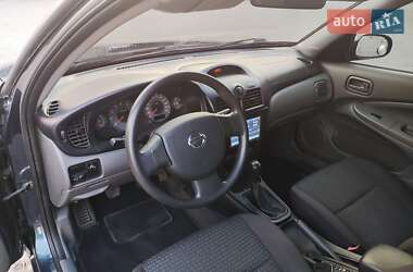 Седан Nissan Almera Classic 2008 в 
