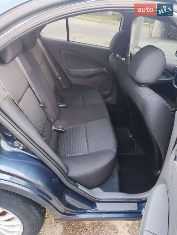 Седан Nissan Almera Classic 2008 в Запорожье