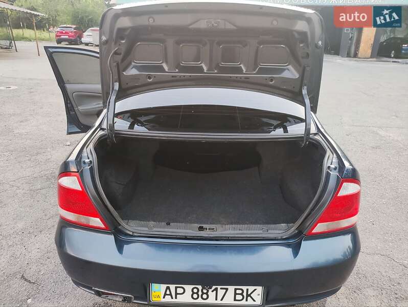 Седан Nissan Almera Classic 2008 в Запорожье