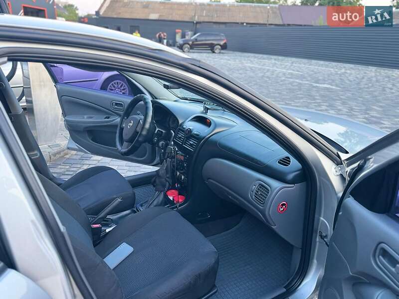 Седан Nissan Almera Classic 2008 в Николаеве фото 12 Седан Nissan Almera Classic 2008 в Николаеве