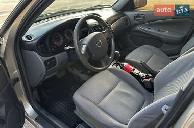 Седан Nissan Almera Classic 2006 в 