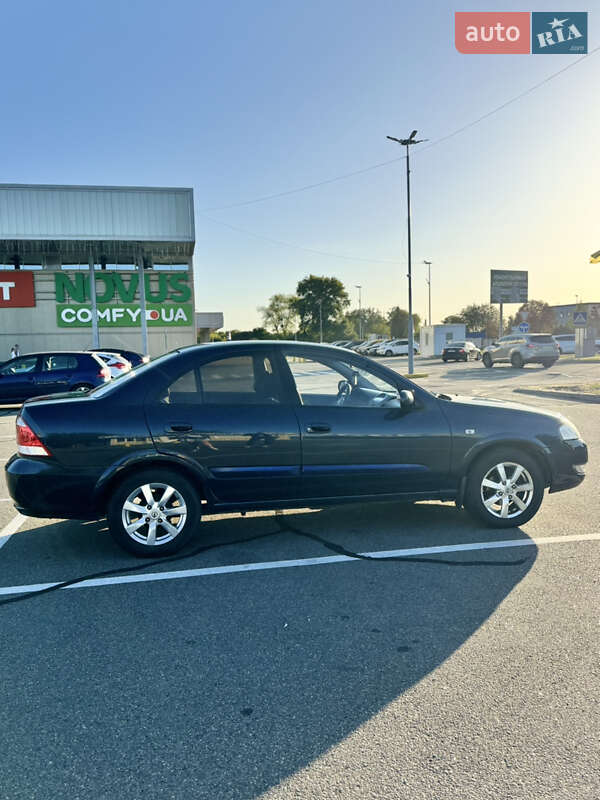 Седан Nissan Almera Classic 2007 в Киеве