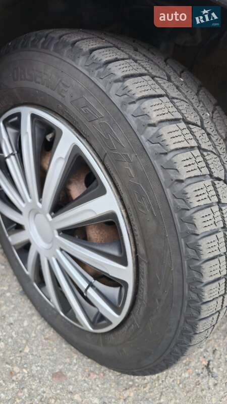 Седан Nissan Almera Classic 2008 в Кременчуці