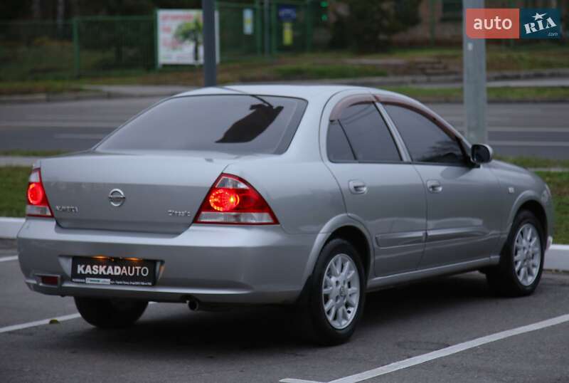 Седан Nissan Almera Classic 2008 в Харькове