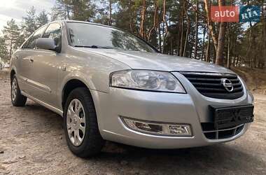 Седан Nissan Almera Classic 2011 в Києві