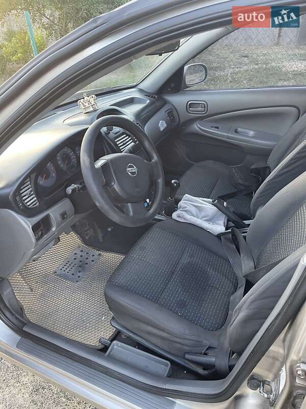 Nissan Almera Classic 2010 Nissan Almera Classic 2010