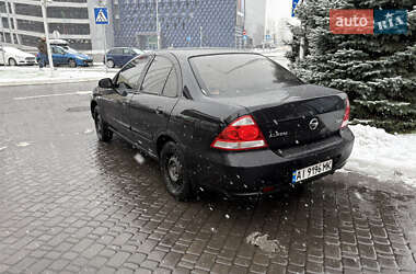 Седан Nissan Almera Classic 2010 в Киеве