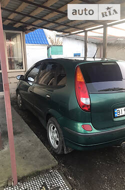 Минивэн Nissan Almera Tino 2001 в Полтаве