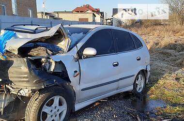 Мінівен Nissan Almera Tino 2005 в Львові