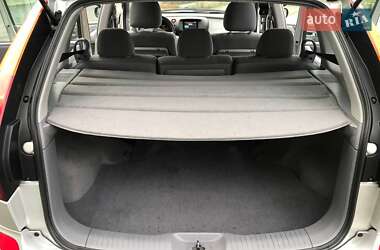 Минивэн Nissan Almera Tino 2004 в 