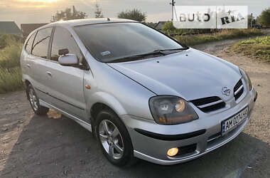 Минивэн Nissan Almera Tino 2002 в Звягеле